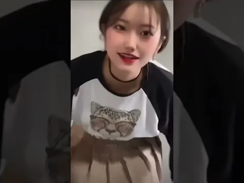TikTok  見えて…