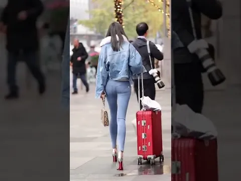 街中で遭遇した美脚女子6