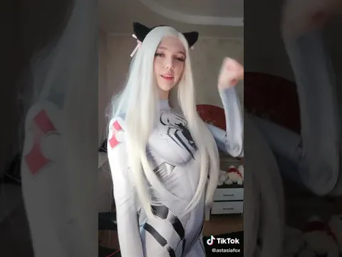 【TikTok】セクシースパイダーガール