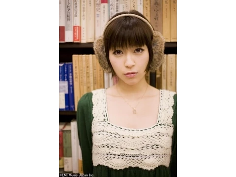 宇多田ヒカル キュート&セクシーグラビア