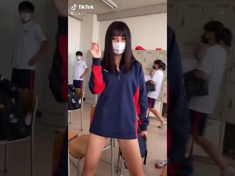 TikTok JK ノーパンに見える