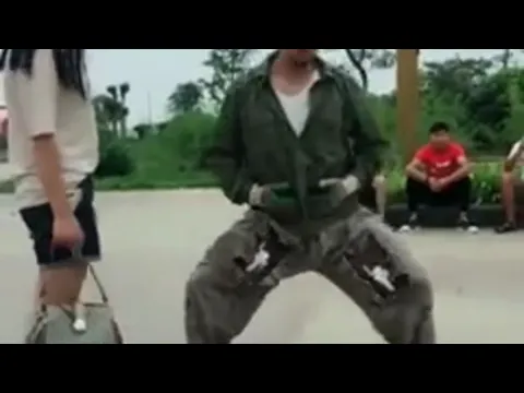 このダンスすごすぎ!顔落ちたw