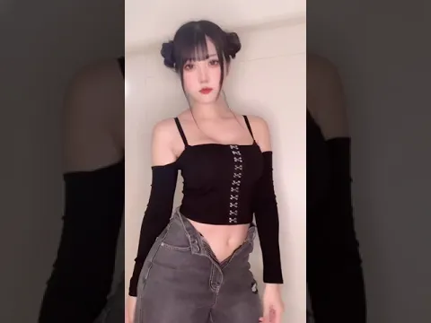 小鳥遊くれあ | 今日は3枚目のDVDのジャケ写が公開されました!