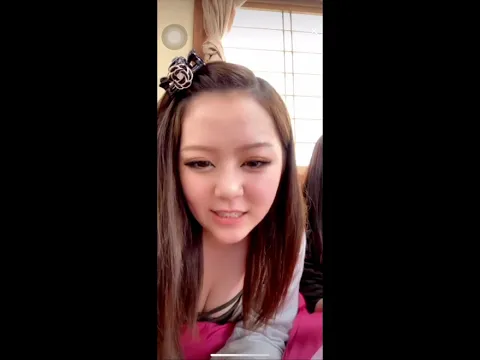 【見なきゃ損】ギャルJKがライブ配信中に、前屈みで、ポロリ。。。//