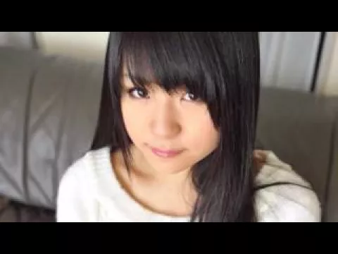 フェチ動画 ミニスカワンピファッションで美脚美貌を演出