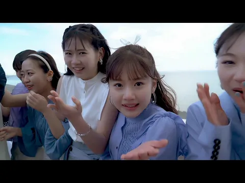 モーニング娘。'22  『撮影中あまりの寒さに皆で抱き合って温め合うメンバーたち』