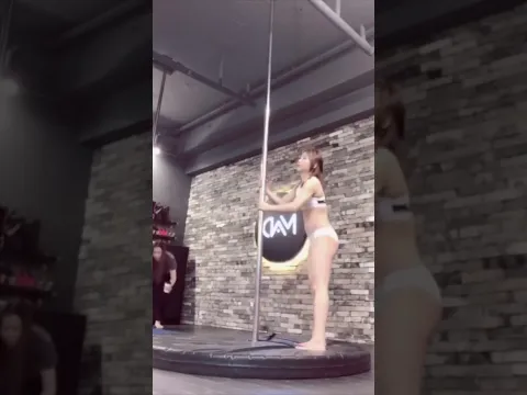 #ポールダンス の様子