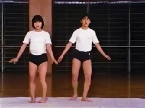 マット運動でお馴染み!ハンドスプリング(前方倒立回転とび)を講座!