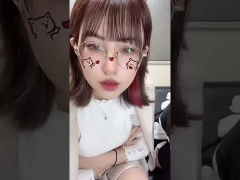 TikTokLIVE 足を組む人は欲求不満 #shorts