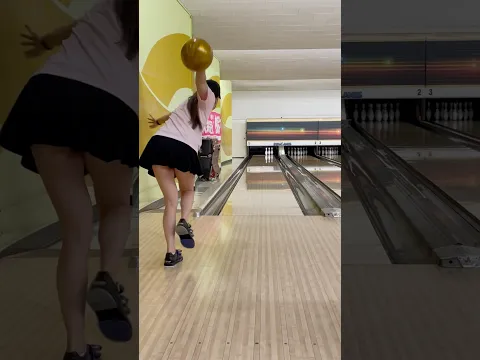 ローダウンでミクミクビーム!#ボウリング #bowling #hatsunemiku