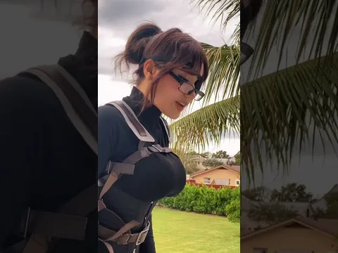 このコスプレはガン見不可避 [TikTok]