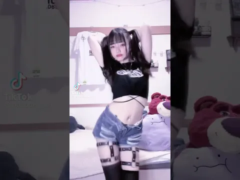 【TikTok美女】ツインテールの可愛いティックトッカーさん見つけた!