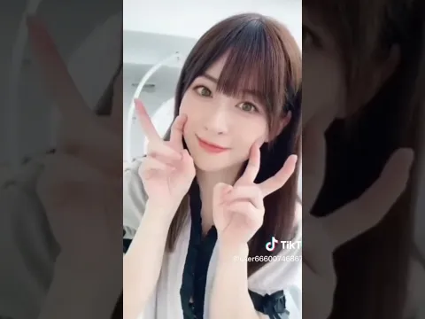 今夜の巨乳白ビキニ 股間サザンウィンド