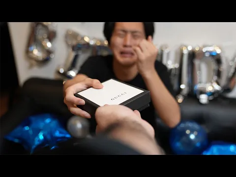 彼女に誕生日サプライズされて大号泣