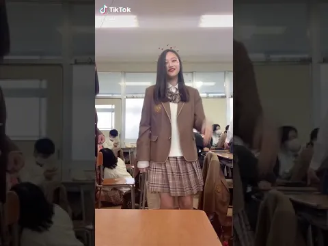 この制服可愛い