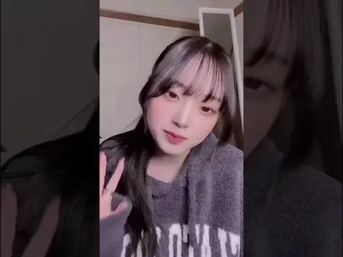 畑芽育 へそ出しコーデでギャルに変身 レア 綺麗なウエスト