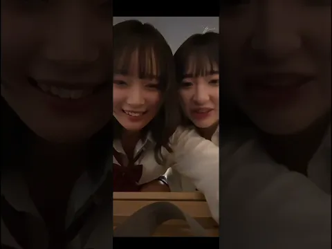 しゃがんでる2人…かわいっ