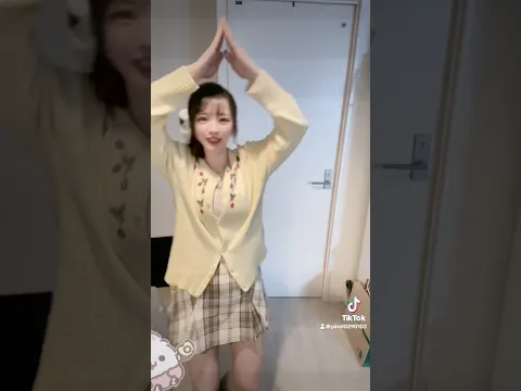 手が思い通りに動かないwww    #チキンバナナ  #ミニスカ #春コーデ #おすすのりたい #いいね押してね  #ポコチャライバー #ポコチャ配信者 #TikTok流行り
