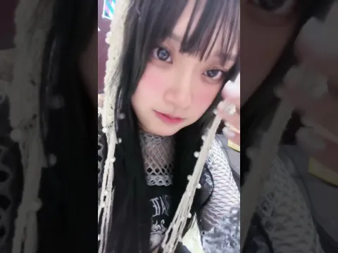 ロリギャル、指がナイフより切れる説⚡️ #ギャル #ロリギャル #口パク #おすすめ  #エクステ #ロングヘア #ギャルの日常 #shorts #YouTubeShorts #TikTok #配信者