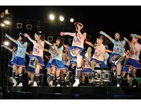 AKB48チーム8 結成2周年記念ライブ 世界遺産「中城城跡」