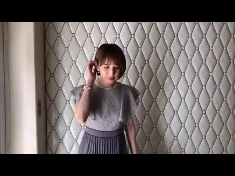 20代30代女性向けバイカラープリーツワンピースの動画!結婚式ドレスならPourVous