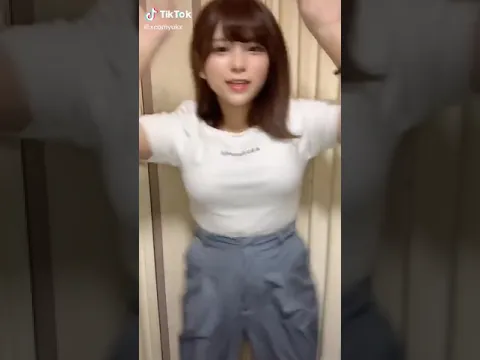 TikTok デカ乳ゆさゆさ