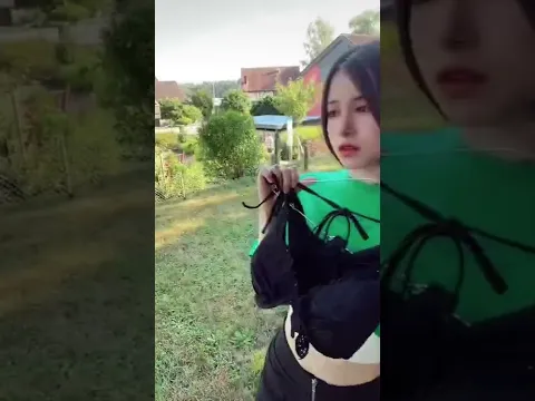 黒ビキニの似合いすぎる巨乳 #shorts #cute #ダンス