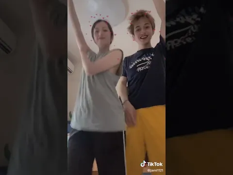 男性向け!美人の乳首がぽっちっちwww TikTok