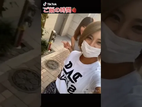 TikTok パイスラ 胸