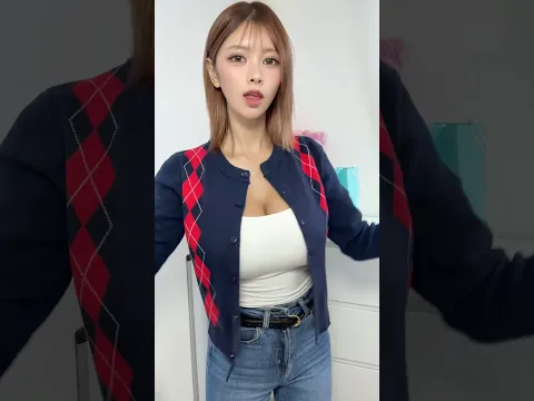 あいちゃんの見惚れてしまうふりふりダンス  #TikTokdance #shorts #ダンス #dance #fyp credit: #_.yamada.aii._