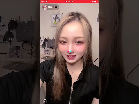 キャバ嬢 私服 TikTokライブ かわいい