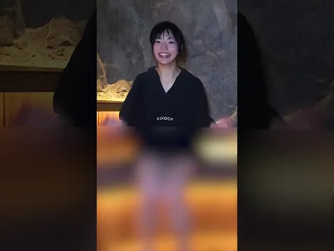 【KUDOCHI sauna】サウナポンチョ着てたら身体が火照ってきちゃった♡脱いでも…いいかな?♡
