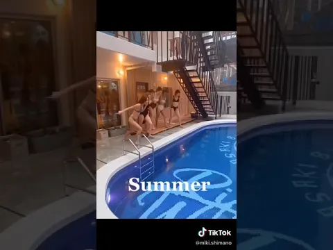 TikTok 巨乳美女!