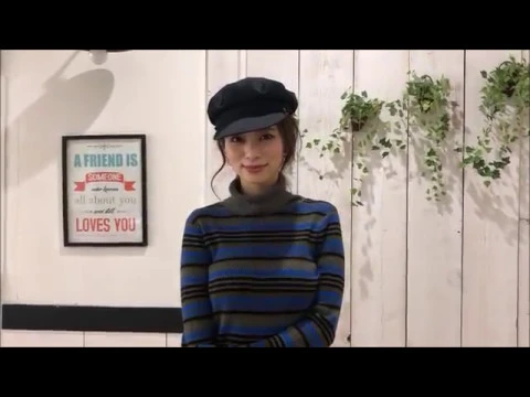 20代向けカットオフストレッチワイドパンツの動画!結婚式ワンピースならPourVous