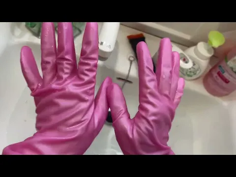 ノー編集・ピンクのビニール手袋でパーツを水でお掃除 No editing, cleaning the parts with water with pink vinyl gloves #304