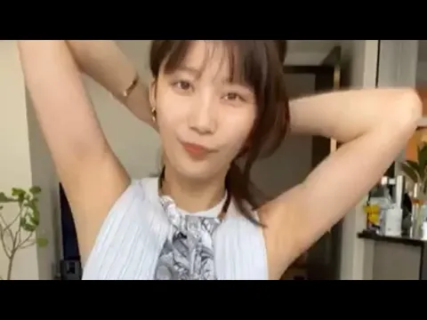 小倉優香 ワキを見せつけてしまう