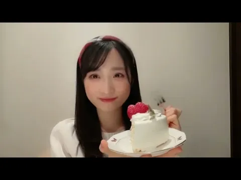 小栗 有以(AKB48 チーム8)㊗️20歳になりました 2021年12月26日