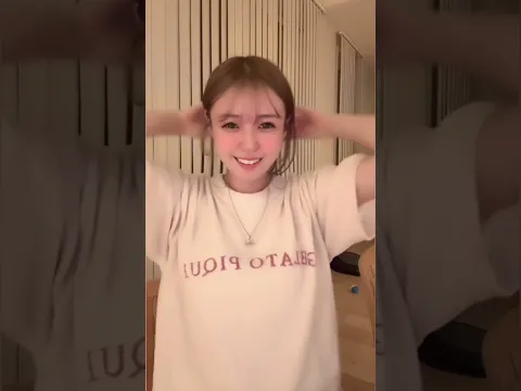 可愛くて才色兼備なピアニストさん