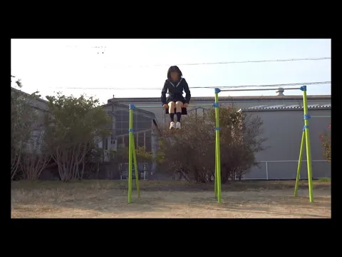 セーラー服で鉄棒やってみた2021(3)