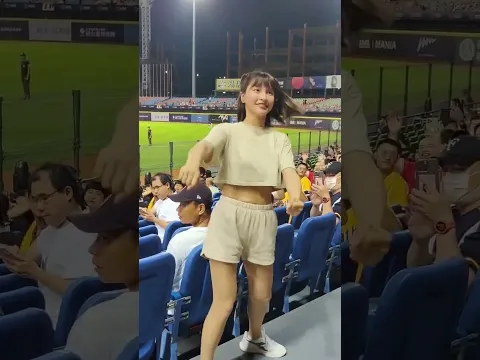 passion sisters SuperHeroine 危険球からチュンチュンを守るファン?スタッフ?