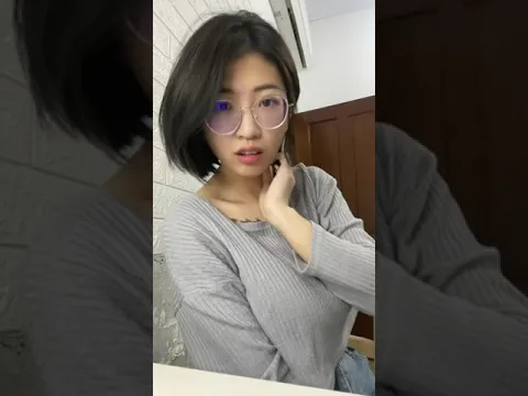 地味系女子かと思ったら… [TikTok]