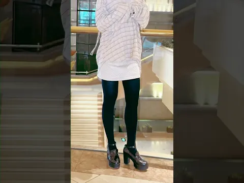 おやすみ♡ #つま先 #ニーハイ #コスプレ #タイツ #パーツモデル #ハイソックス #ヒール #ブーツ #太もも #絶対領域 #フェチ撮影