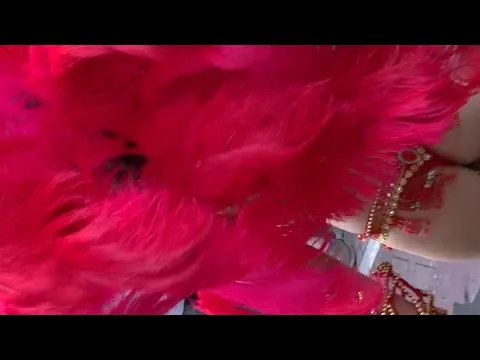 なんて露出、汗だくの美人女子大生サンバの迫力、、熊野前2019