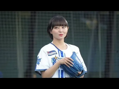 ミニスカ旋風、球場を魅了 宇野乃さらさ&藤浪晋太郎が彩った“異例すぎる”2軍戦✨