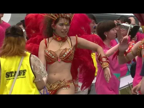 華麗なステップで巨乳美女が近づいてくる、羽村2019