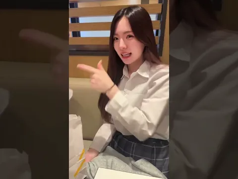 シャカシャカポテト店内で振るの気まずくない? #マック #放課後 #jk